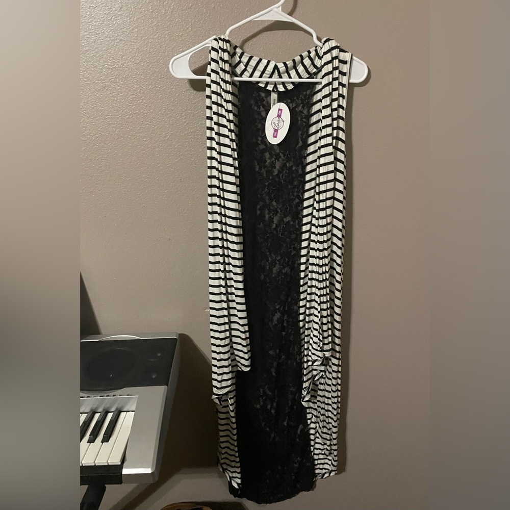 Klassy Girl vest NWT